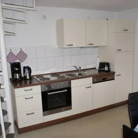 Thiess - Abc402 Nyaraló