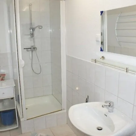 Thiess - Abc402 Nyaraló