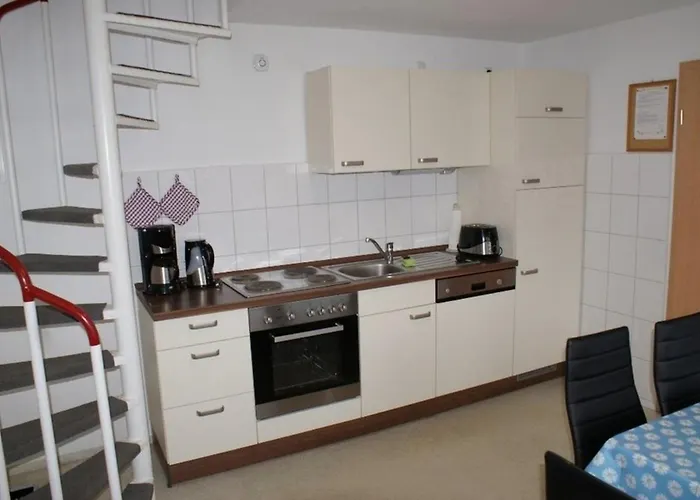 Thiess - Abc402 Nyaraló